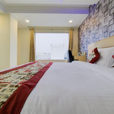 Airport Hotel Daya Capitol New Delhi Exterior photo